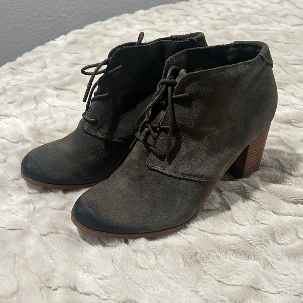 Olive Green Toms Lace Up Booties size 9